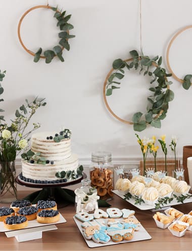 Comment créer une liste pour une fête prénatale ?